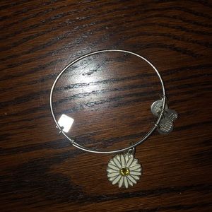 Daisy Bracelet